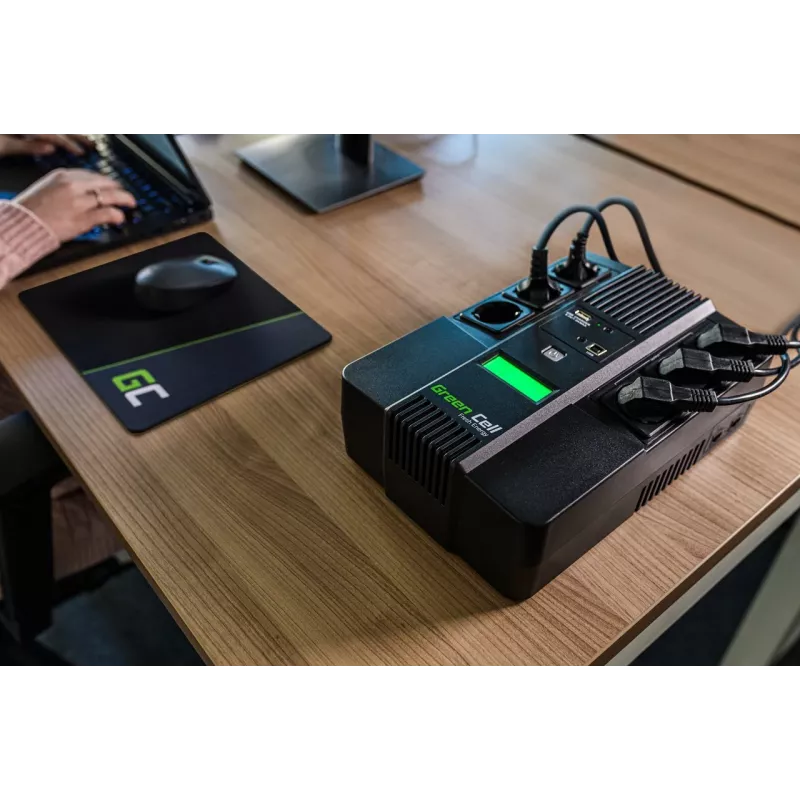 Green Cell AiO 800VA LCD UPS fonte de alimentação ininterrupta Line-Interactive 0,8 kVA 480 W 6 tomadas