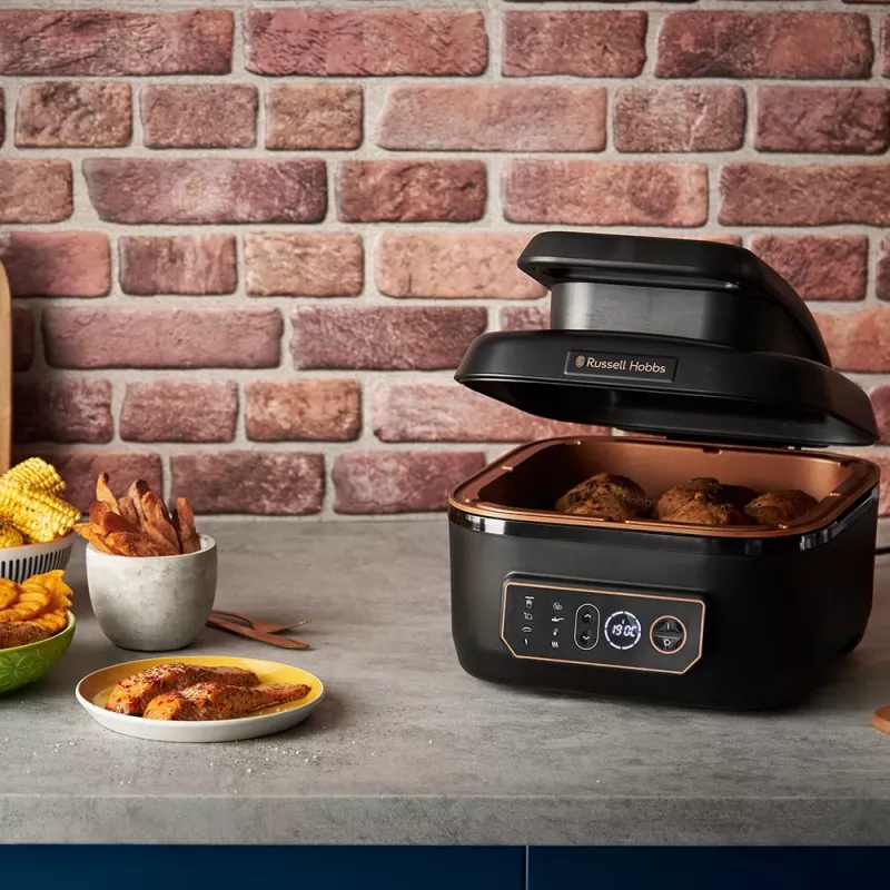 Multicozinha Russell Hobbs SatisFry Air & Grill 5,5 L 1745 W preto