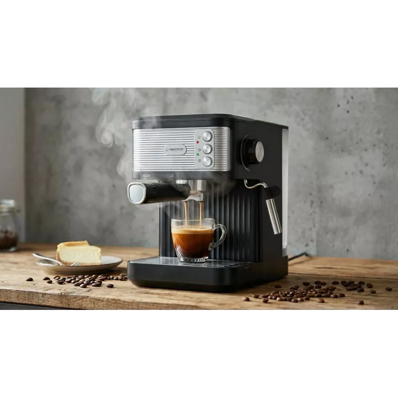 Máquina de café expresso ESPERANZA EKC011 — depósito de água de 1,8 L, 850 W, 20 bar, controlo tátil, espumador de leite