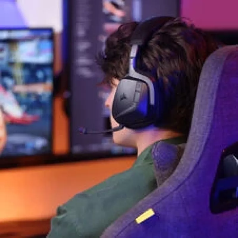 Headset sem fios para gaming CORSAIR VOID V2 MAX — Carbon, iluminação RGB, 7.1 Surround