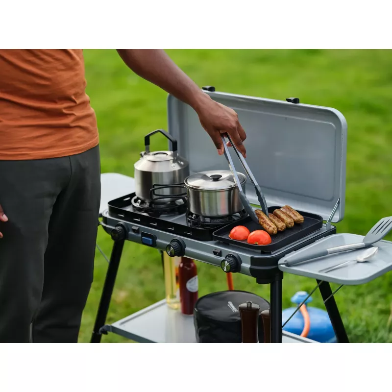 Camping Kitchen 2 Multi Cook Plus, fogão a gás cinzento, 2 zonas de cozedura 2x 1,8 kW + placa de grelhar 0,9 kW, modelo 2025