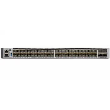 Comutador CATALYST9500 48-PORT X 1 10 25+/4-PORT 40 100G ESSENTIAL IN