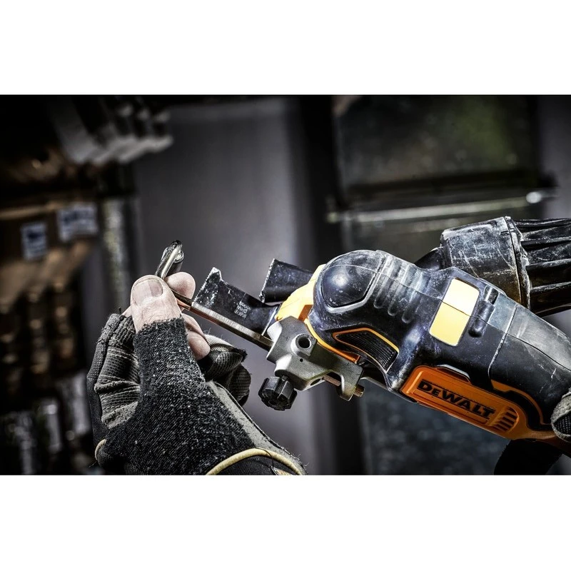 Ferramenta multifunções sem fio DeWalt DCS356N-XJ