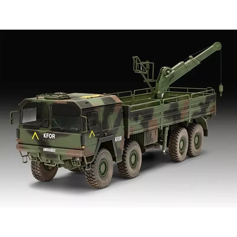 Maquete em plástico REVELL Man 10T Milgl 8x8 camião à escala 1/35