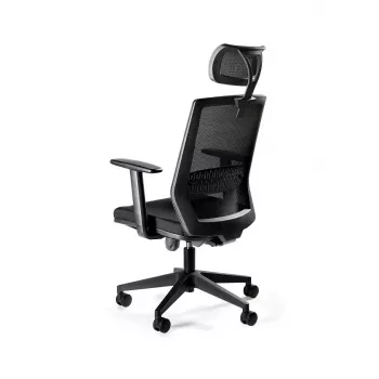 Cadeira de escritório ergonómica ESTA preta