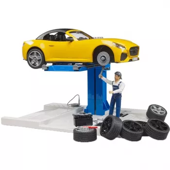 BRUDER Car Service Center bworld 62112 com conjunto de brinquedo roadster, figuras de acessório e elementos de oficina