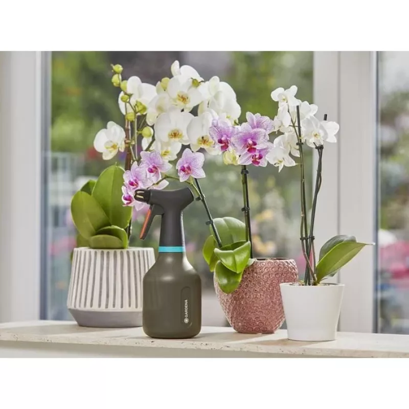 Pulverizador manual Gardena 11110-20 0,75 L preto