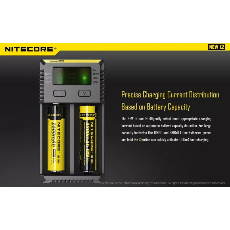 Carregador de pilhas Nitecore NEW i2 — carregador de 2 slots para LiFePO4, Li-Ion, NiMH; entrada 100–240V; saída 9–12V; suporta AAAA/C/D/AAA/AA; preto