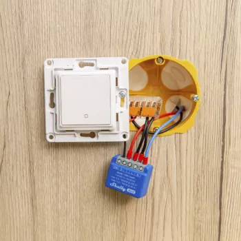 Interruptor inteligente Shelly 1 Mini Gen4 1P sem fios 110–240 V 50–60 Hz 1,2 W Bluetooth Wi‑Fi ZigBee 34×16×29 mm