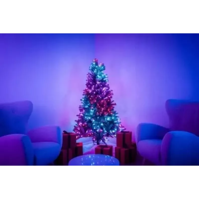 Árvore de Natal pré-iluminada Twinkly Regal Tree 1,50 m – 270 LEDs RGB, Wi‑Fi e Bluetooth, IP20, 36 W, cabo verde