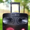 Altifalante de karaoke Bluetooth portátil MANTA SPK0803B140 140W, a pilhas, MIC/USB/microSD, FM, equalizador, rodas