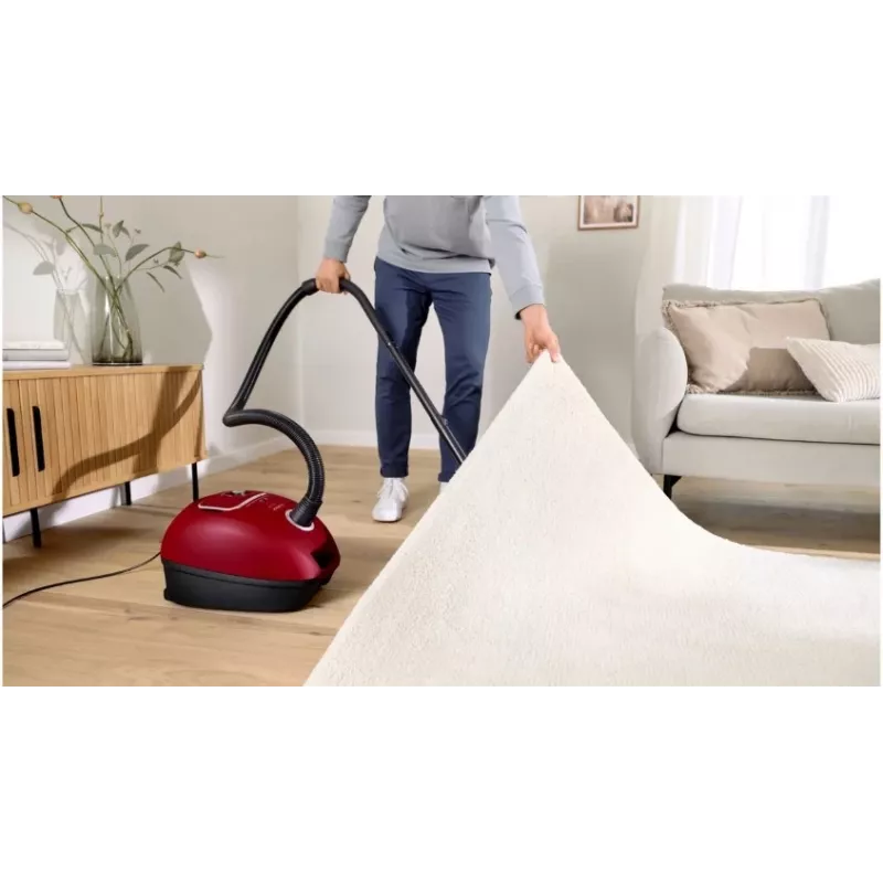 Aspirador de pó Bosch BGB 41RD3H — 600 W, saco de 4 l, filtro HEPA, raio de ação de 11 m, tubo telescópico, vermelho