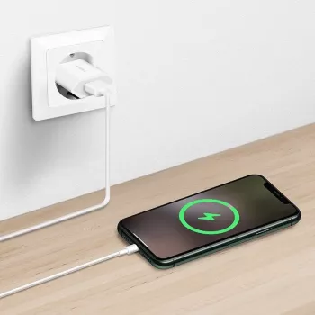 Adaptador de tomada USB-A, 5 W, 5 V/1 A, 1x USB-A, branco