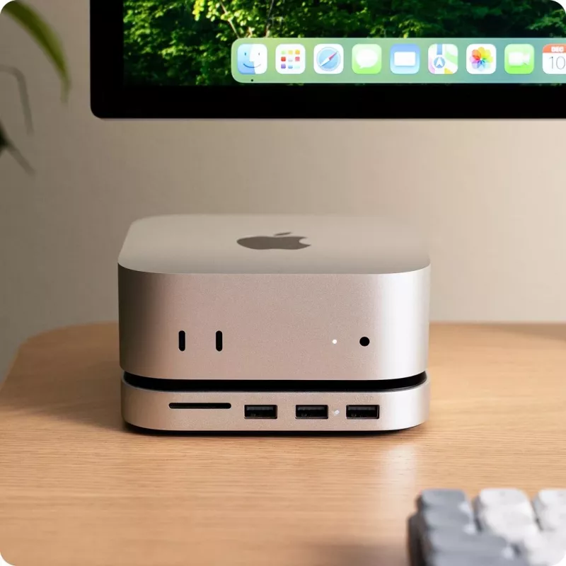 Dock para portátil/replicador de portas Satechi ST-GNMMES — hub USB 3.2 Gen 2 Type-C com fios, USB-A & SD, prateado