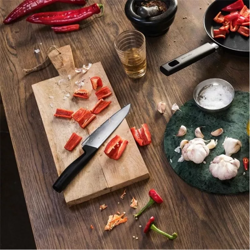 Faca de cozinha Fiskars 1051748