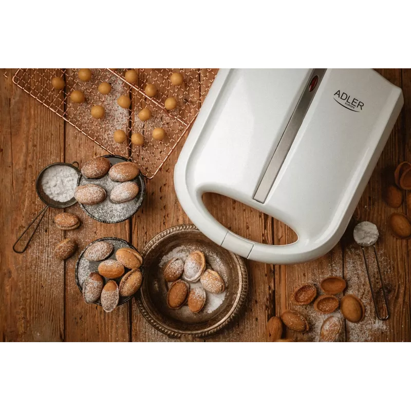 Máquina de waffles Adler AD 3039 — 24 waffles, 1600 W, branco, antiaderente, pegas frias ao toque
