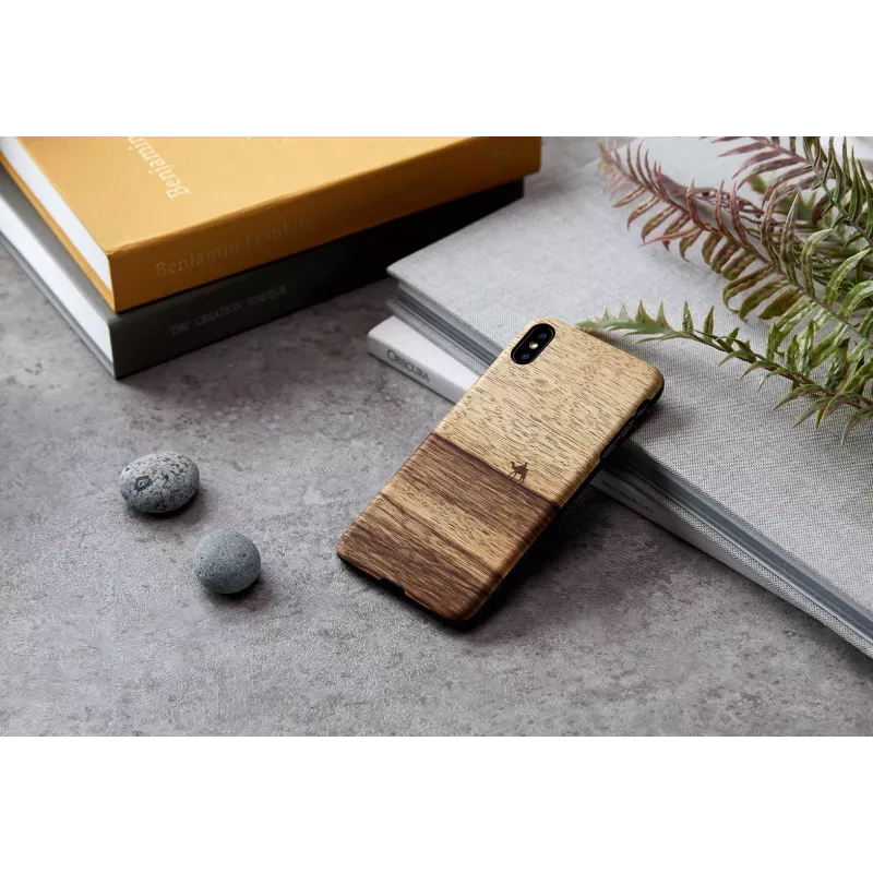 Capa para smartphone man and wood para iPhone XS Max — terra preto