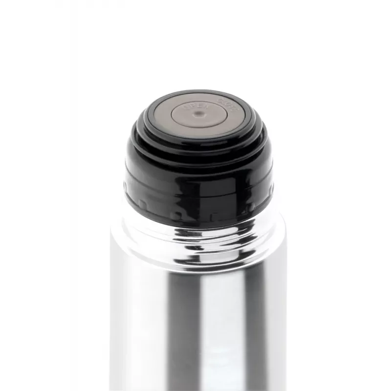 Chaleira elétrica Jata 835 – 350 ml aço inoxidável design compacto