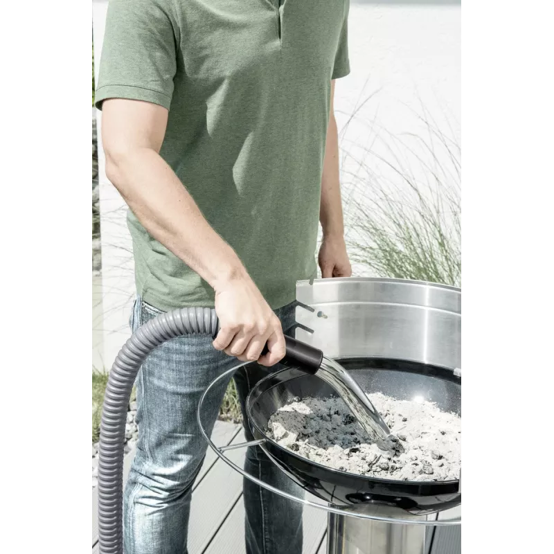 Aspirador a seco Karcher AD 4 Premium — 17 l, 600 W, sem saco, tubo metálico, tubo cromado