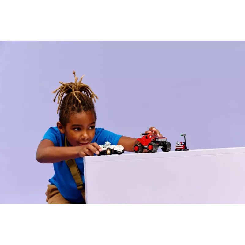 LEGO SONIC THE HEDGEHOG 77118 O Carro do Silver contra o Monster Truck do Knuckles