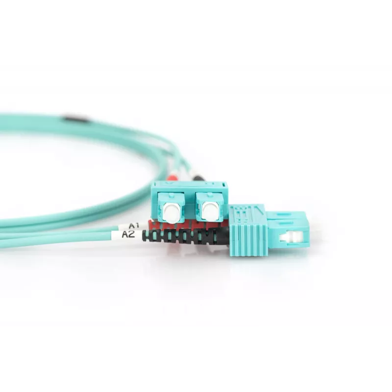 DIGITUS Professional - cabo de patch - SC multimodo (M) a SC multimodo (M) - 2 m - fibra ótica - 50/125 micrómetros - OM3 - isento de halogéneos - água-marinha