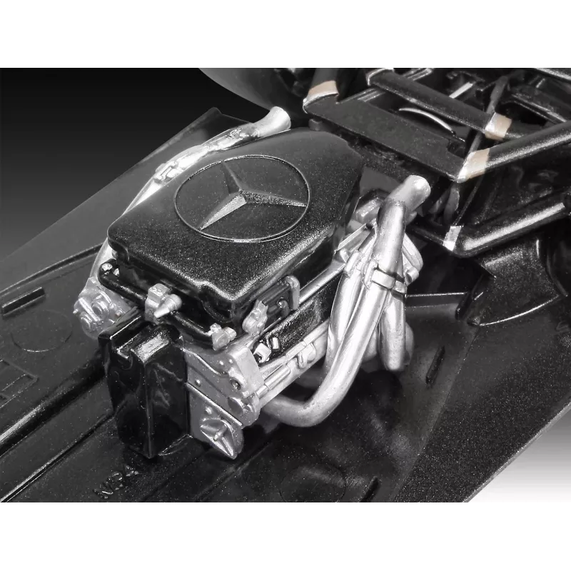Maquete em plástico REVELL McLaren Mercedes MP4-25 Lewis Hamilton — escala 1:24