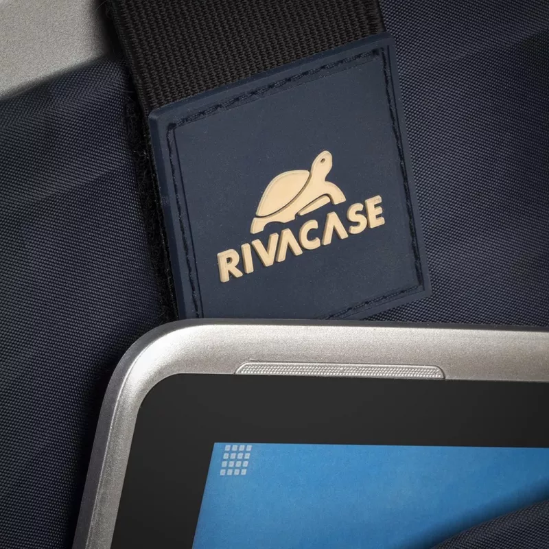 Mochila Rivacase Tegel 8460 preta poliéster