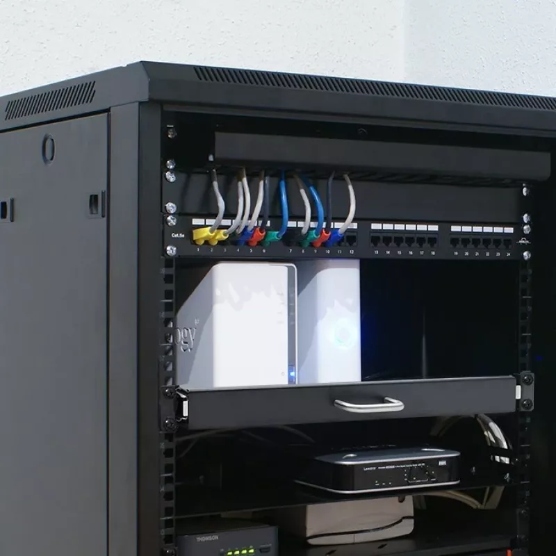 Qoltec 54509 prateleira deslizante de aço para rack, 600x600, preto