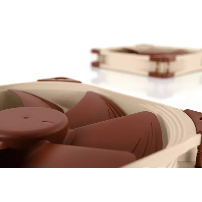 Noctua NF-A14 5V PWM ventoinha de caixa de 140 mm, 300–1500 rpm, 24,6 dB, bege/castanho