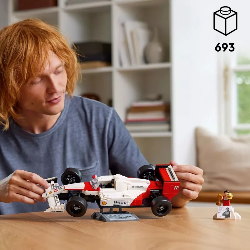 Conjunto LEGO McLaren MP4/4 Ayrton Senna 10330 — modelo LEGO ICONS à escala
