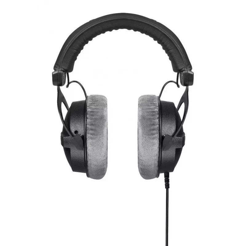 Auscultador de estúdio Beyerdynamic DT 770 PRO 80Ω — fechado, circumaural, 5–35000 Hz, 96 dB, 3,5 mm, ficha banhada a ouro