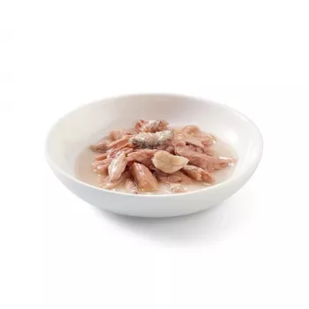 SCHESIR em caldo de cozedura Atum com sardinhas - Alimento húmido para gatos - 70 g