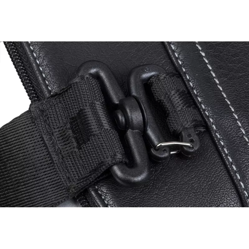 Rivacase Orly 8930 bolsa para portátil de 15,6 polegadas (39,6 cm), PU, preta
