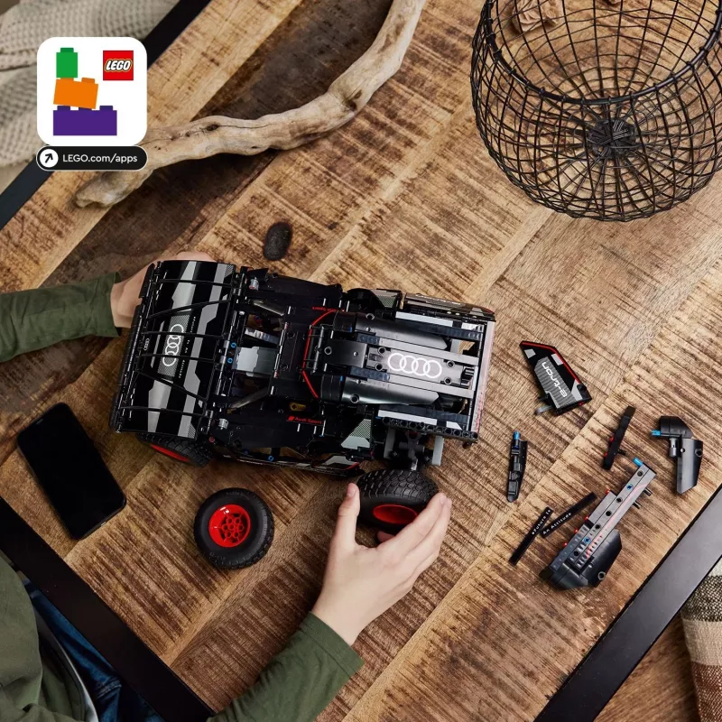 LEGO Technic Conjunto de construção modelo todo-o-terreno Audi RS Q e-tron 42160 — 914 peças, idade recomendada 10+