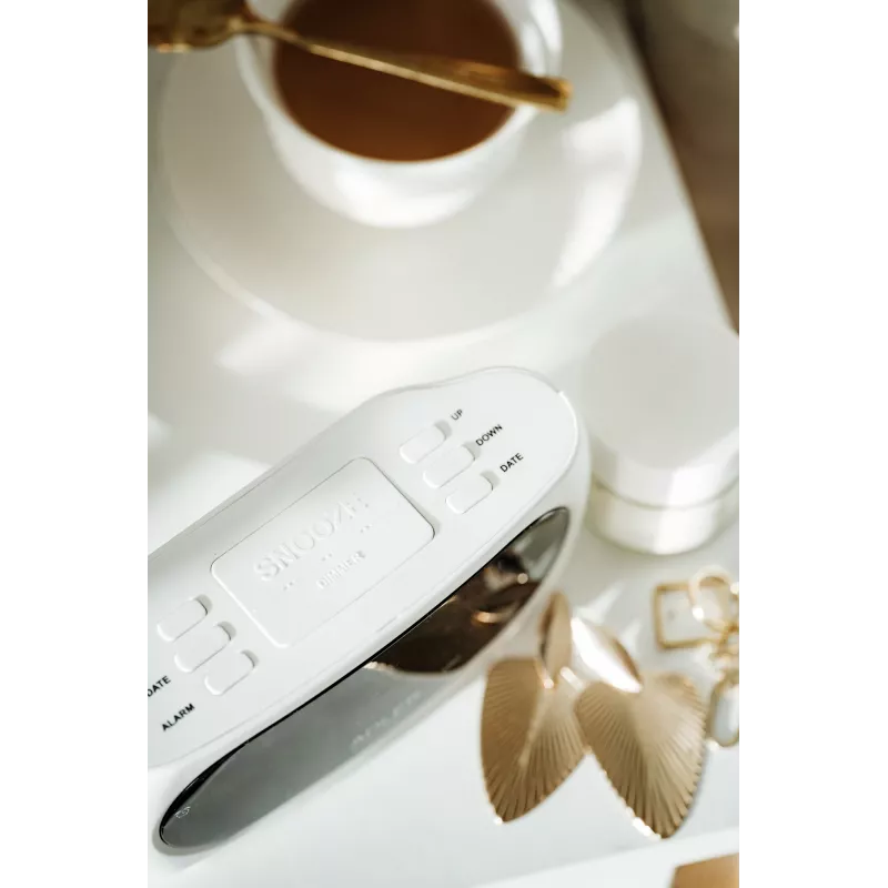 Adler AD 1186W despertador digital preto, branco