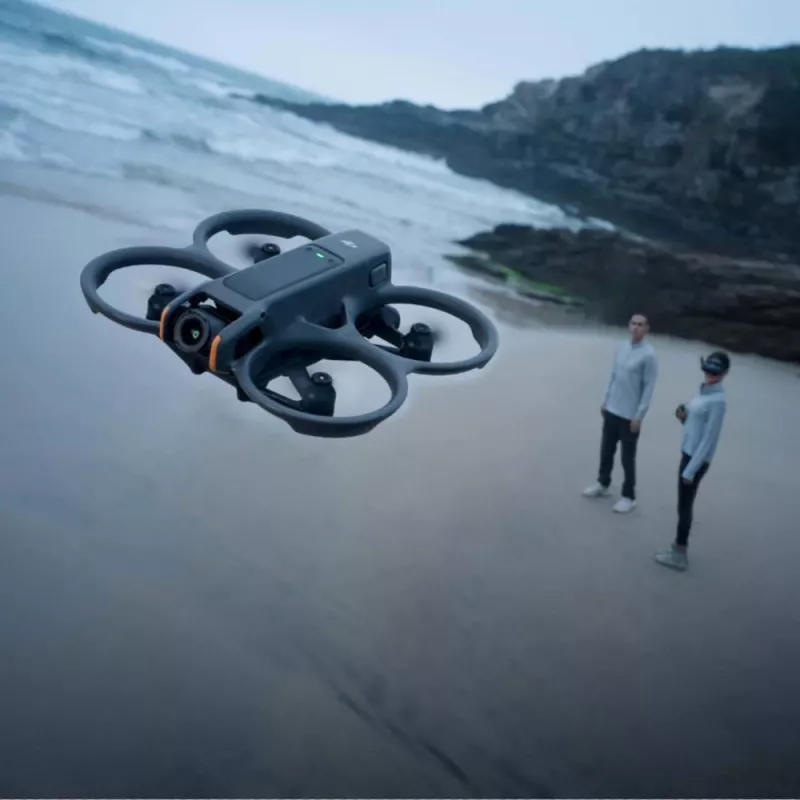 Drone DJI Avata 2 — alcance máximo 13.000 m, velocidade máxima 27 m/s, 4 rotores, preto (sem óculos ou comando)