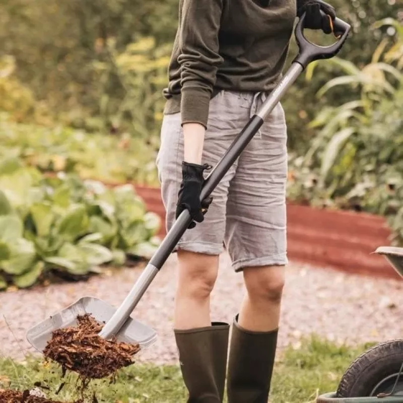 Pá Fiskars Ergonomic FS.S. 1025376 cinzento — pá de jardim ergonómica, Fiskars 1070058