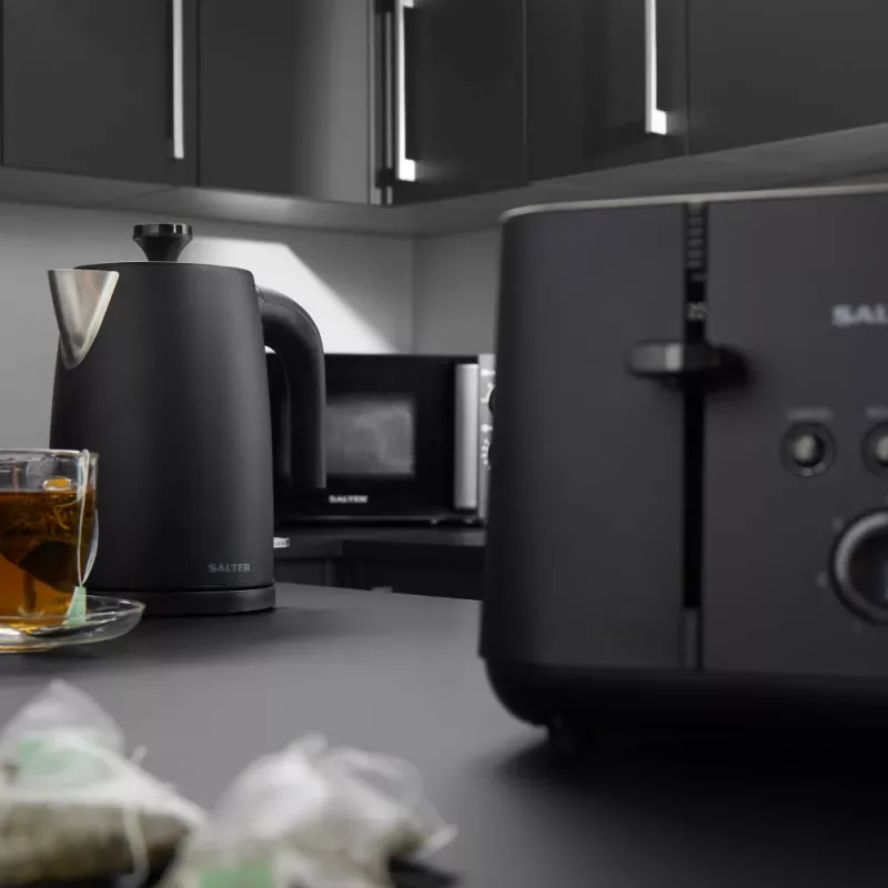 Salter EK5632MBLKFVDE Kuro chaleira de ebulição rápida