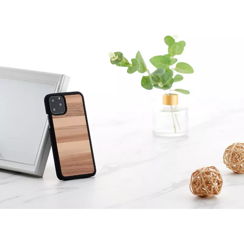 Capa para smartphone man and wood para iPhone 11 Pro – cor preto areia, capa protetora