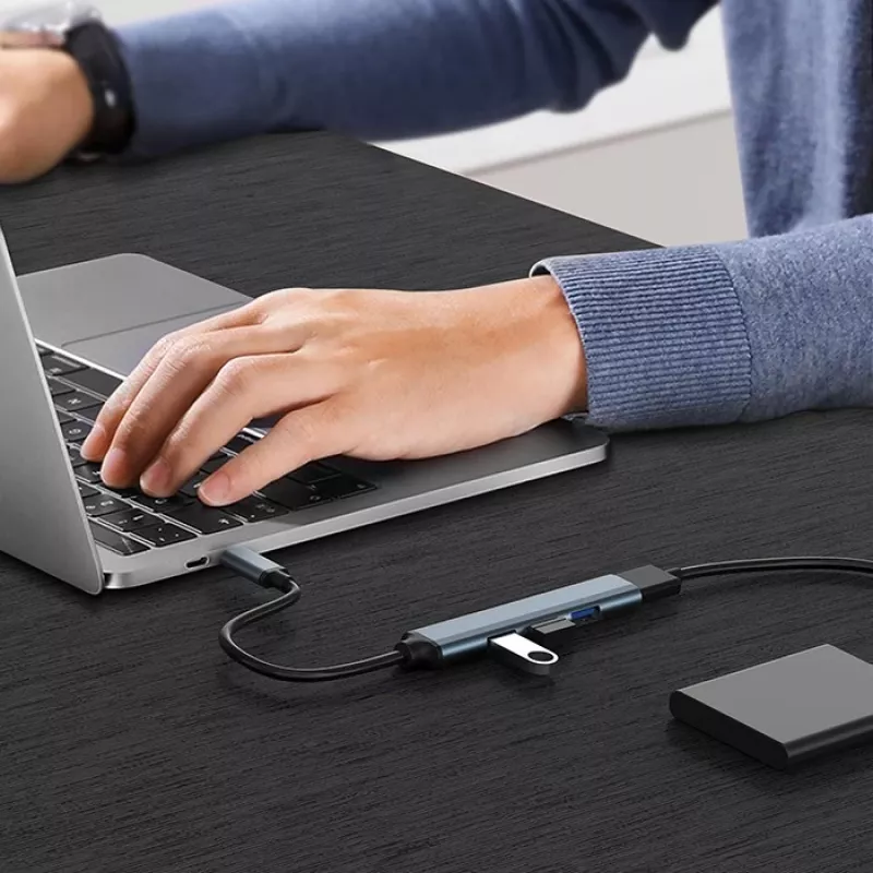 Hub USB QOLTEC 53792, USB-C 3.1 para 4 portas (USB 3.0 x1, USB 2.0 x3)