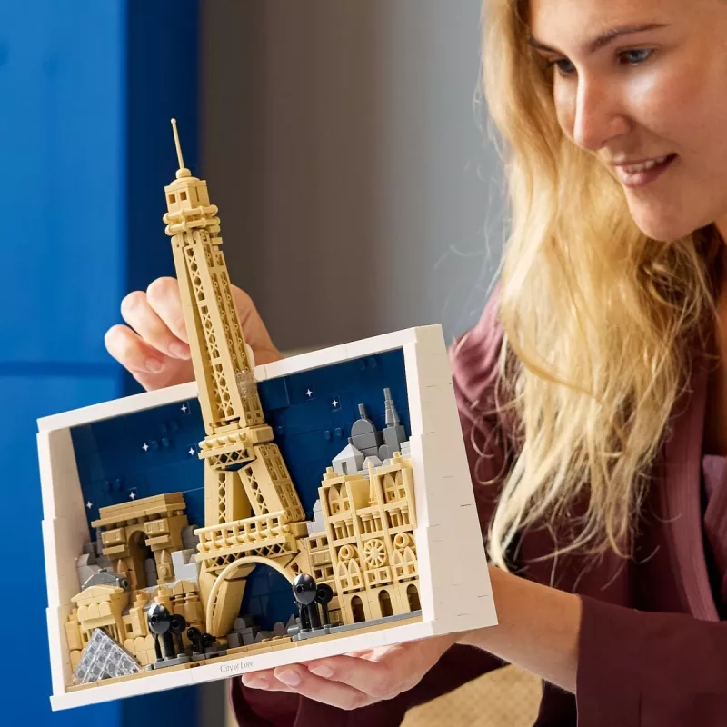 LEGO ARCHITECTURE 21064 Paris – Cidade do Amor