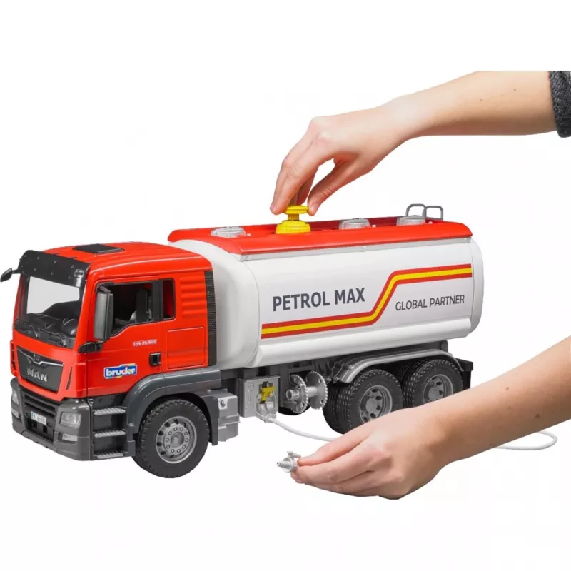 Bruder MAN TGS camião cisterna