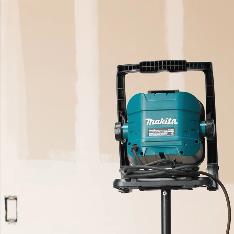 MAKITA LÂMPADA 18V/14,4V DEADML805 LED 1150lx/750lm +AC POWER