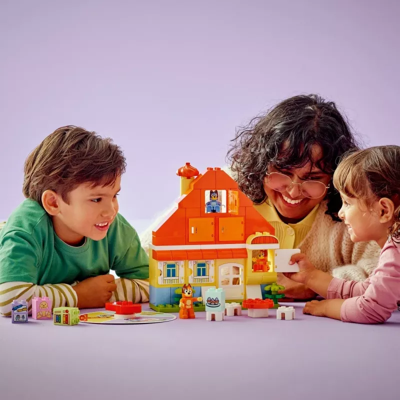 Brinquedo de construção LEGO Bluey Casa da Família com Jogo de Memória 10459 — 83 peças, 3 minifiguras, idade 3+