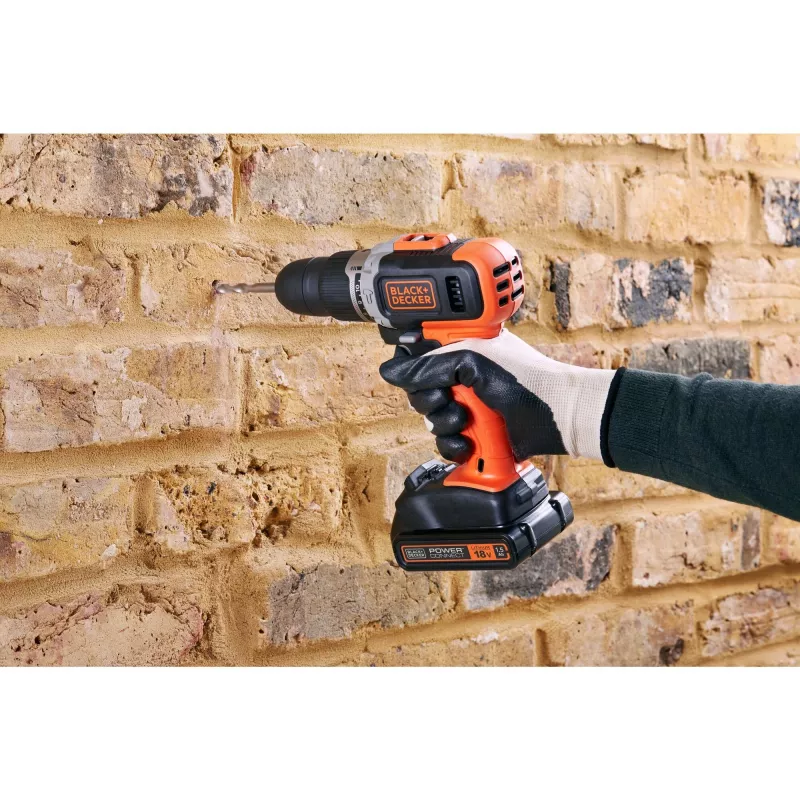 Aparafusadora de impacto com bateria BCKSB02, 18 Volt (laranja/preto, bateria de iões de lítio 1,5 Ah, caixa de armazenamento, conjunto de 62 acessórios)
