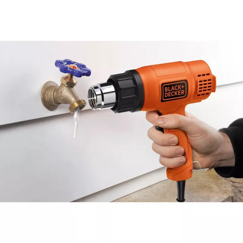Pistola de ar quente Black & Decker KX1650 — 1750 W, até 600 °C, fluxo de ar 570–740 l/min, cabo de 2 m, 600 g