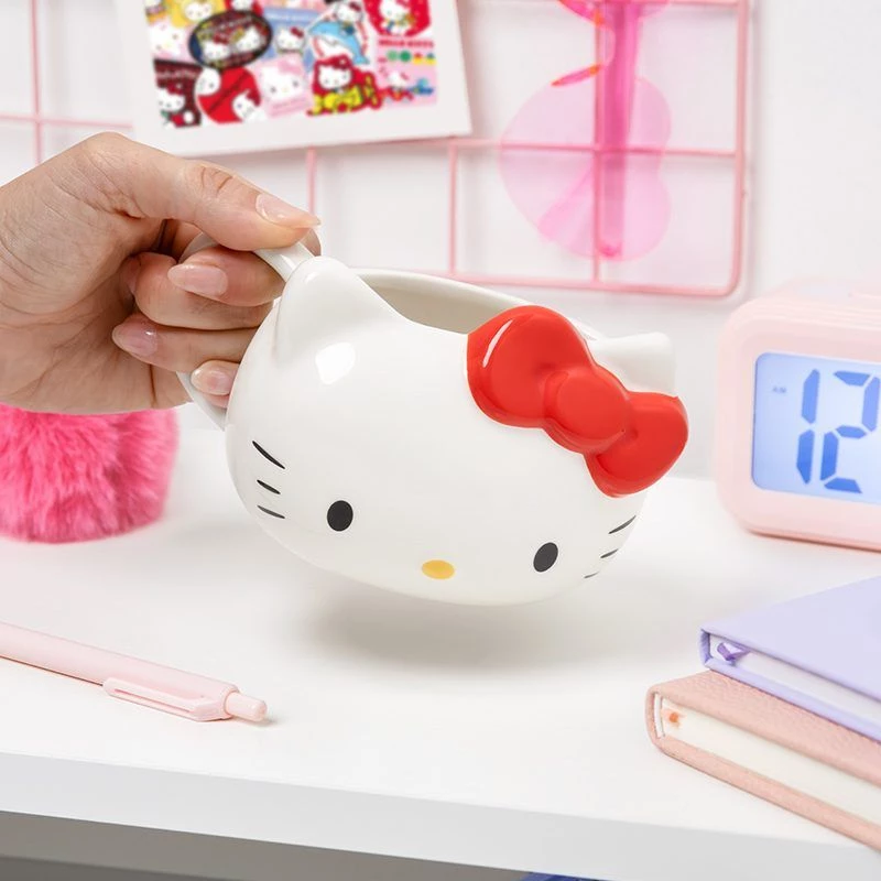 Caneca Paladone Hello Kitty em forma de cabeça da Hello Kitty