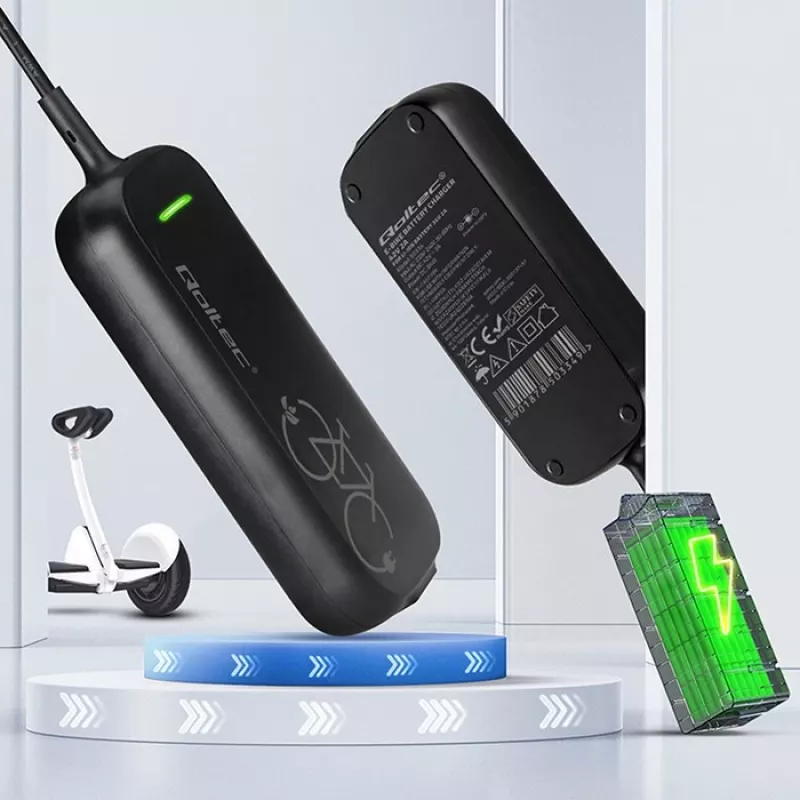 Carregador rápido Qoltec para trotinete elétrica / e-bike XIAOMI 36V | 42V | 2A | 8,0*8,0mm+pino | à prova de água + cabo de alimentação