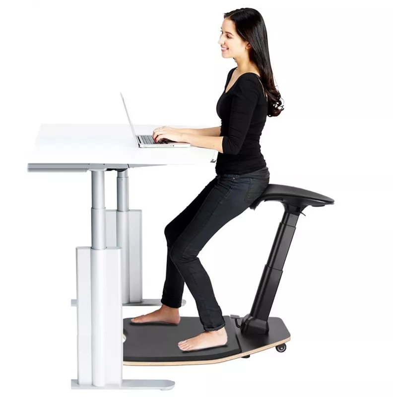 Cadeira ergonómica MACLEAN MC-872 — regulável em altura, com mecanismo basculante