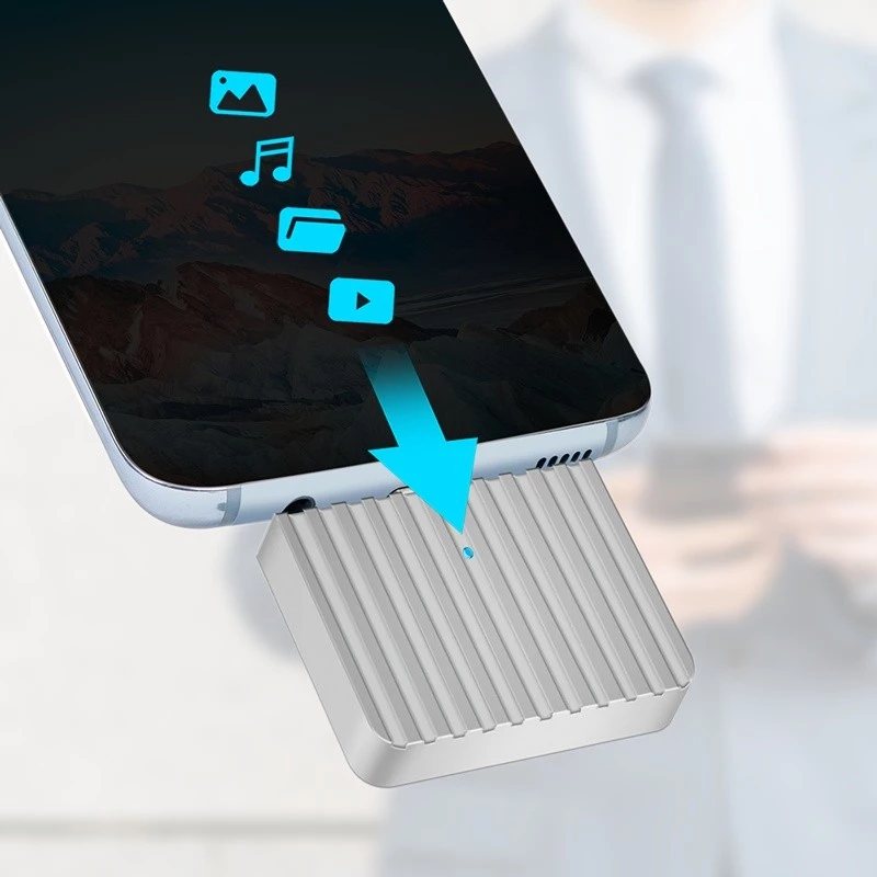 Caixa para SSD USB3.2 Gen2x1 USB-C NVM muito pequena